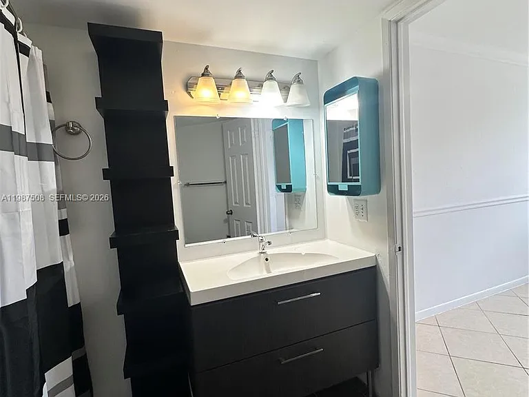 9701 Fontainebleau Blvd #C203 — Photo 5