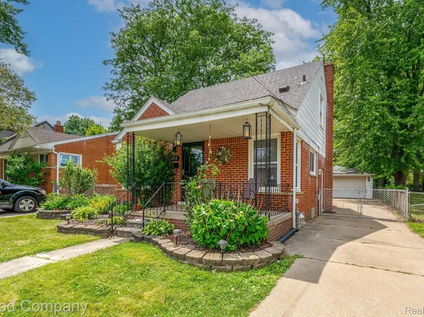 2212 Cornell St, Dearborn, MI 48124