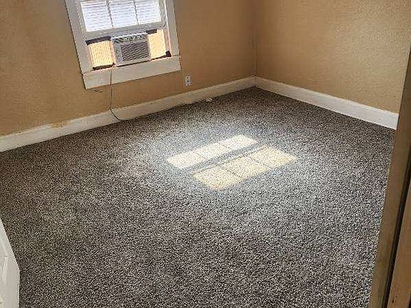 5th image of 2921 Bales Ave APT B