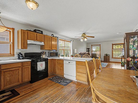 2nd image of 1484 Hazelwood St