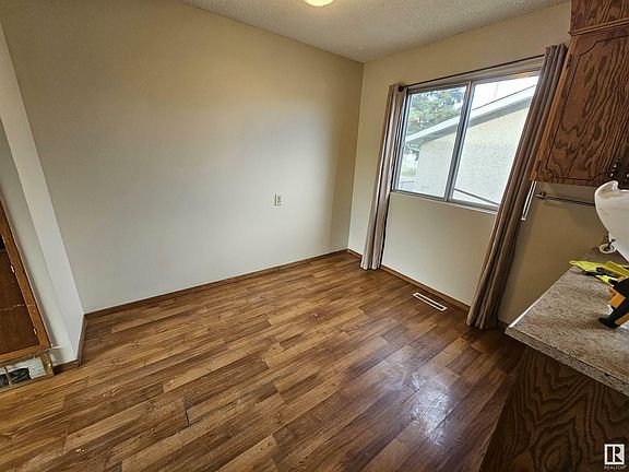 3rd image of 10322 131a Ave NW