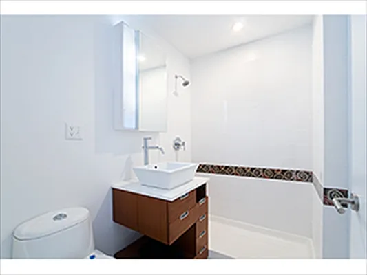 Sold by Citi Habitats | media 19