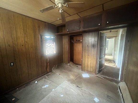 4th image of 305 Lakeview Ave