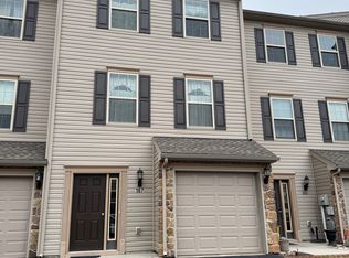 167 Katelyn Dr, New Oxford, PA 17350