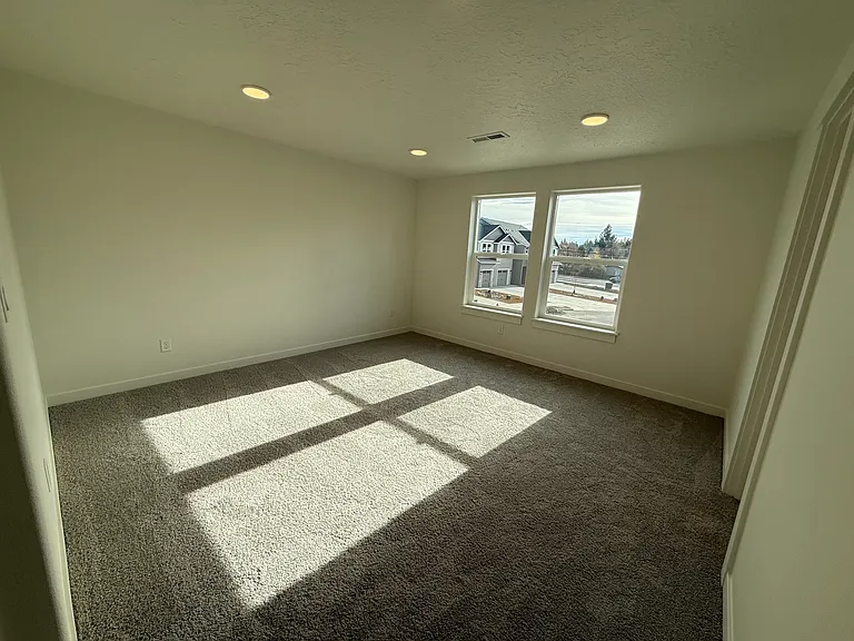 Brosterhous Townhomes — Photo 17