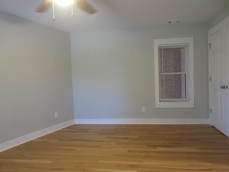 4403 Franklin Blvd — Photo 30