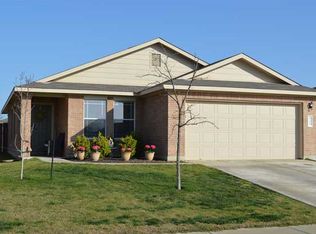 909 Dexter Dr, Leander, TX 78641