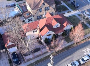 4020 249th Street, Little Neck, NY 11363