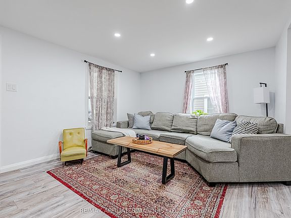 5th image of 140 Adolphus St