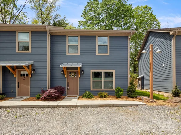 52 Trevor Trl, Clyde, NC 28721