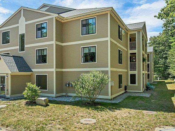 3rd image of 19 Saco Street #79