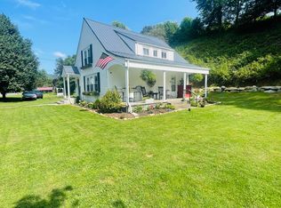 250 Crabtree Rd, Roan Mountain, TN 37687