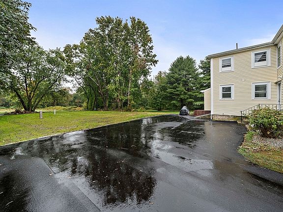 3rd image of 18 Aldrich Rd