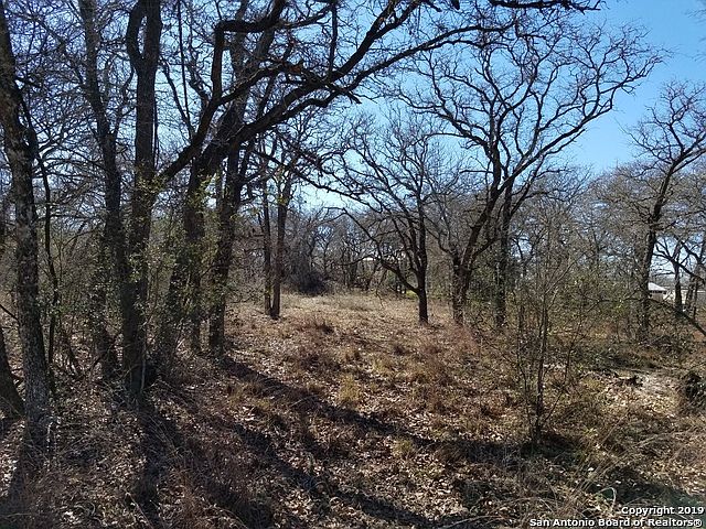 1st image of 1859 Deer Trl