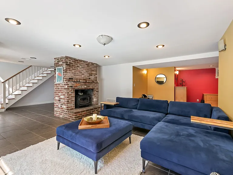 5530 SW Logan Ct — Photo 23