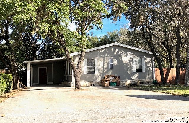 1st image of 184 Bluebonnet Cir