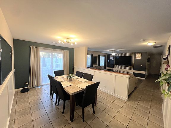 5th image of 240 Homewood Dr