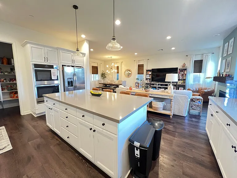 1561 Thorpe Trl — Photo 4