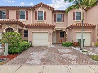 3777 SE 3rd St, Homestead, FL 33033