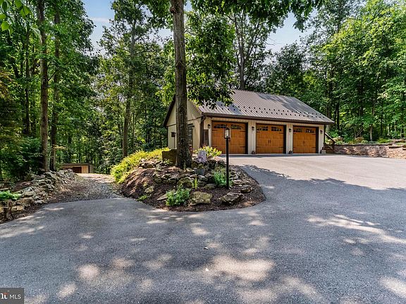 3rd image of 172 Tapeworm Rd