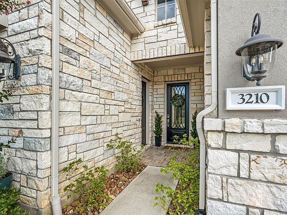 4th image of 3210 Lockridge Harbor Ln