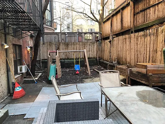 Rented by Friedman Roth Realty | media 24