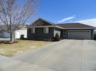 2457 Dawn Dr, Sidney, NE 69162