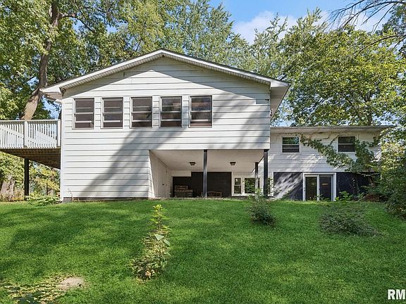 4th image of 208 Park Ct