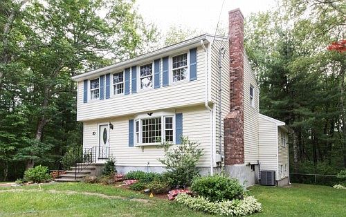1st image of 10 Winston Ave