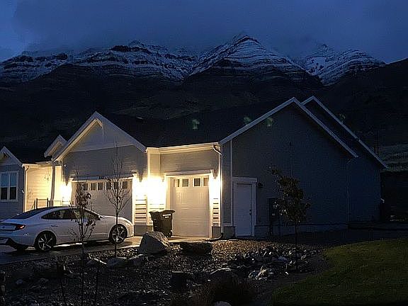 3rd image of 8142 N Iron Horse Dr