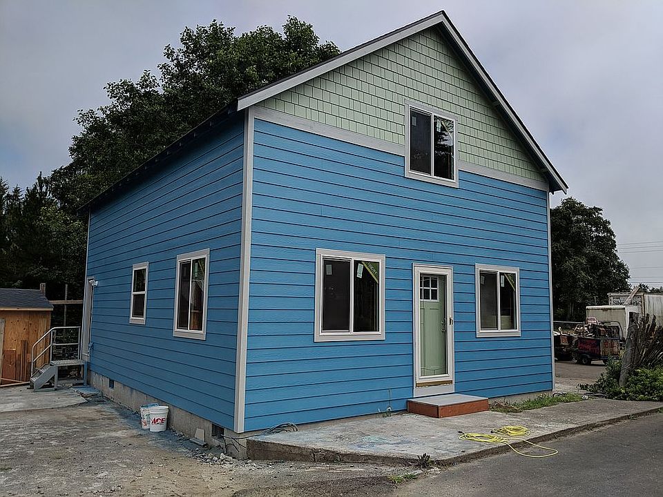 2nd image of 1703 9th St S