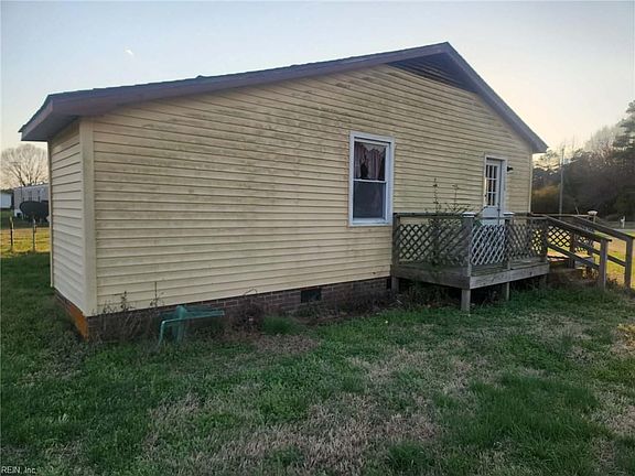 4th image of 32033 Jenkins Mill Rd