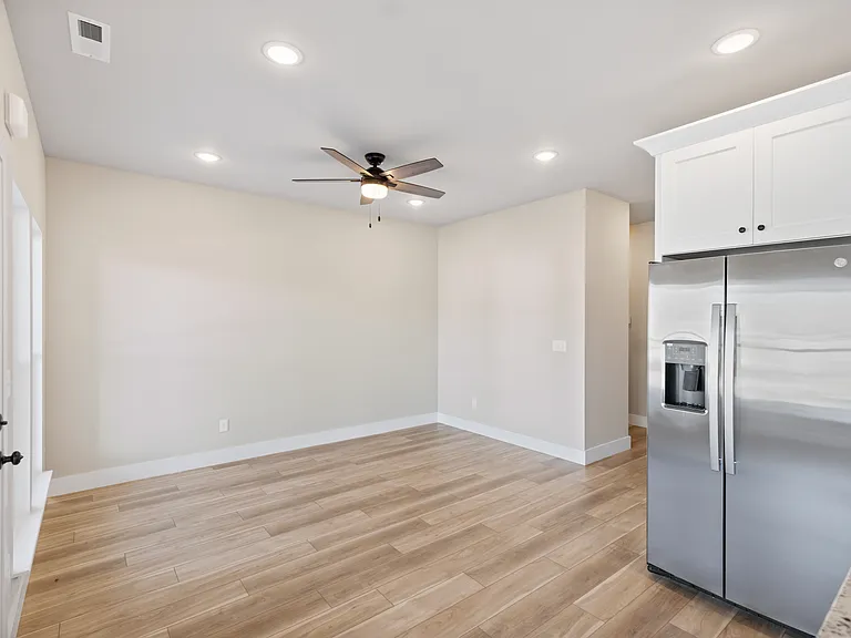 1221 Parkstone Dr NW — Photo 19