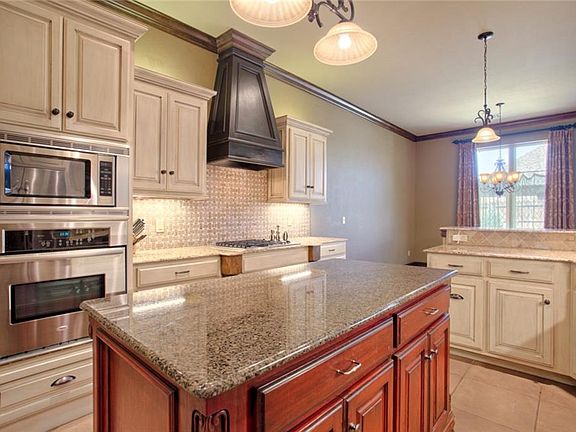 3rd image of 15309 Pleasant Cove Ln