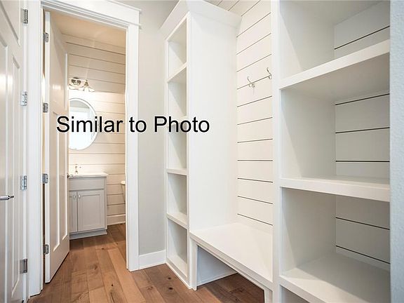 4th image of 15015 Goldenrod Dr