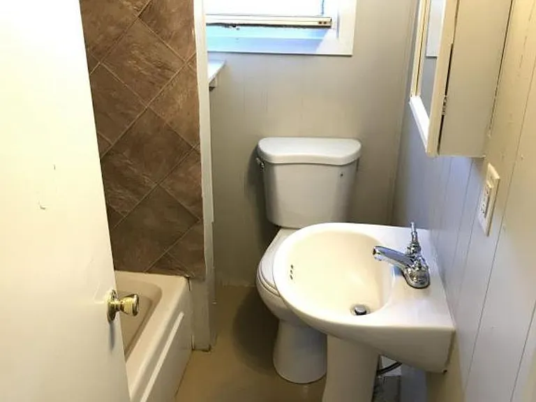 17 E Louther St #3 — Photo 11