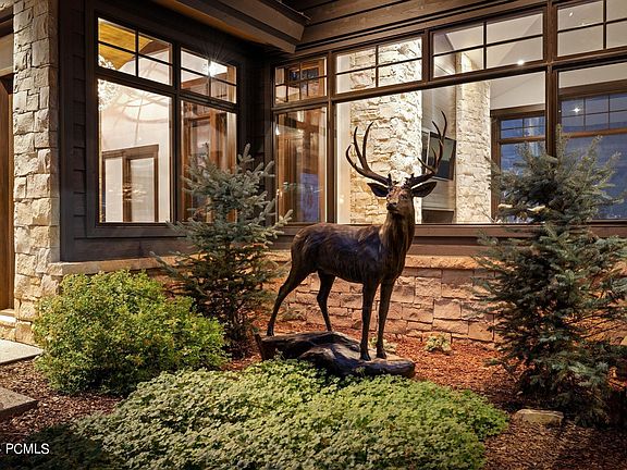 4th image of 2728 W Deer Hollow Ct