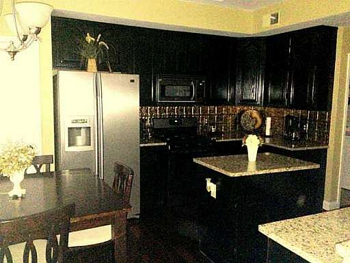 5th image of 2202 Whitehall Dr NE