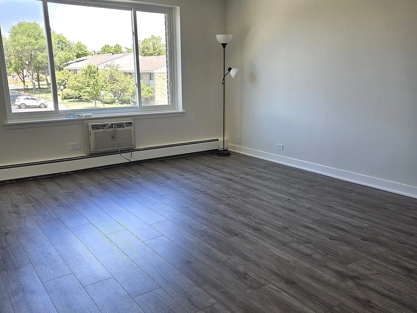 2 bed, 925 sqft, $1,850 — Photo 3