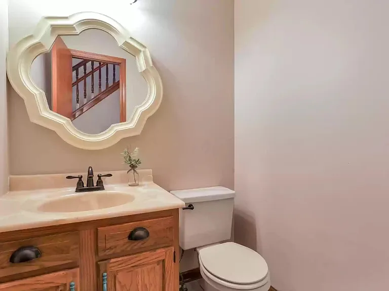 Downstairs half bath