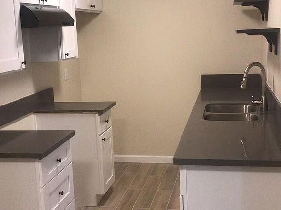2nd image of 143 Linda Way APT B
