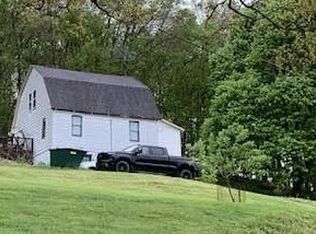 423 Saint Charles Rd, New Bethlehem, PA 16242