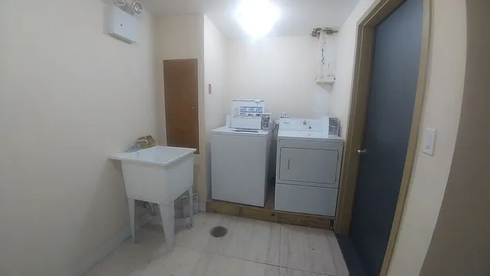 Rented by At Home Realty NY LLC | media 21