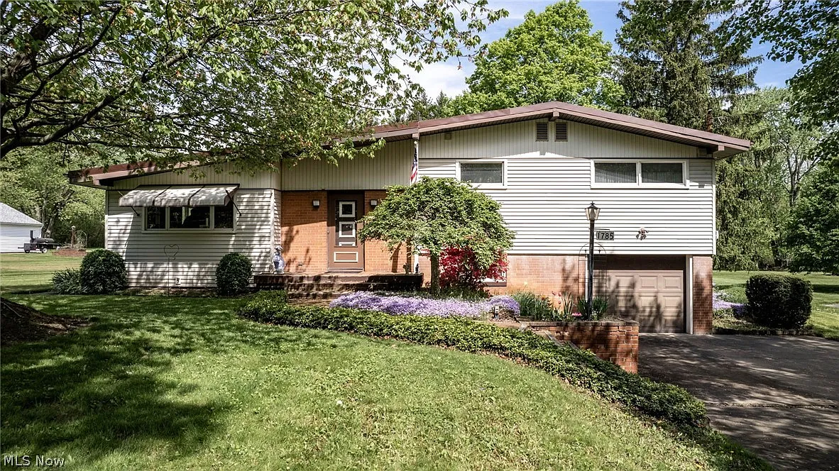 1785 Ohltown McDonald Rd photo 1