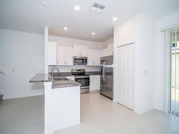 4th image of 10378 Honey Hammock Way