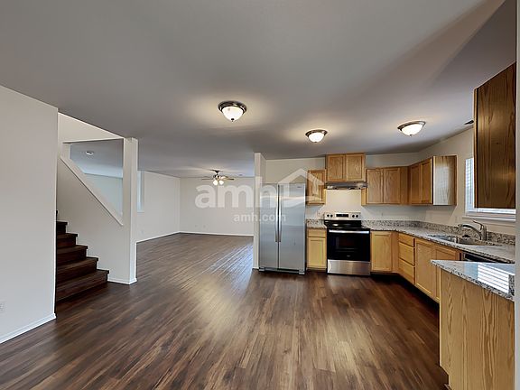 3rd image of 14915 94th Avenue Ct E