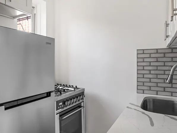 33-35 81st Street image 6 of 13