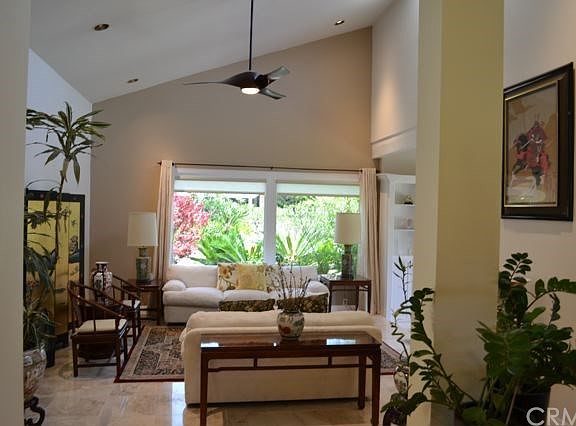 5th image of 8213 Villaverde Dr