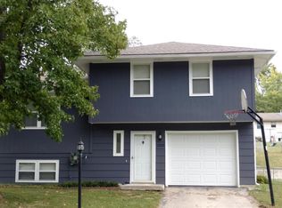 1305 Brook Ln, Boonville, MO 65233
