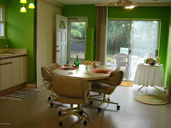 2nd image of 25 Hibiscus Dr